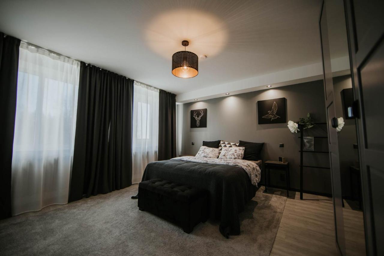 Pinska Guesthouse Cozy Apartment วิลยันดี ภายนอก รูปภาพ