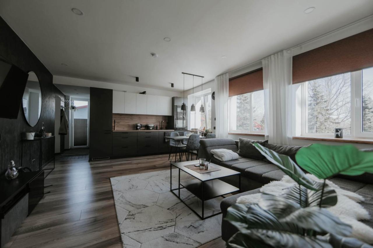 Pinska Guesthouse Cozy Apartment วิลยันดี ภายนอก รูปภาพ